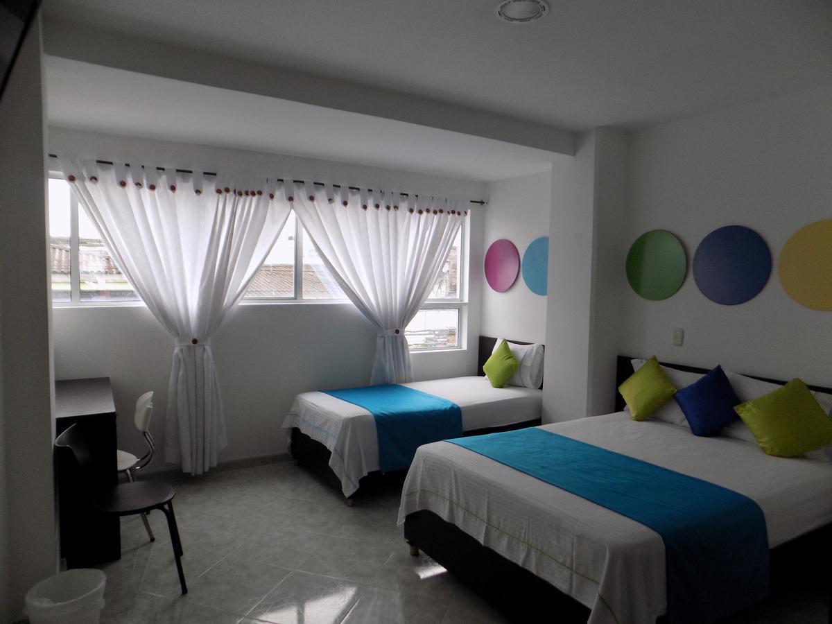 Hotel Luna Azul Флоренсия Экстерьер фото