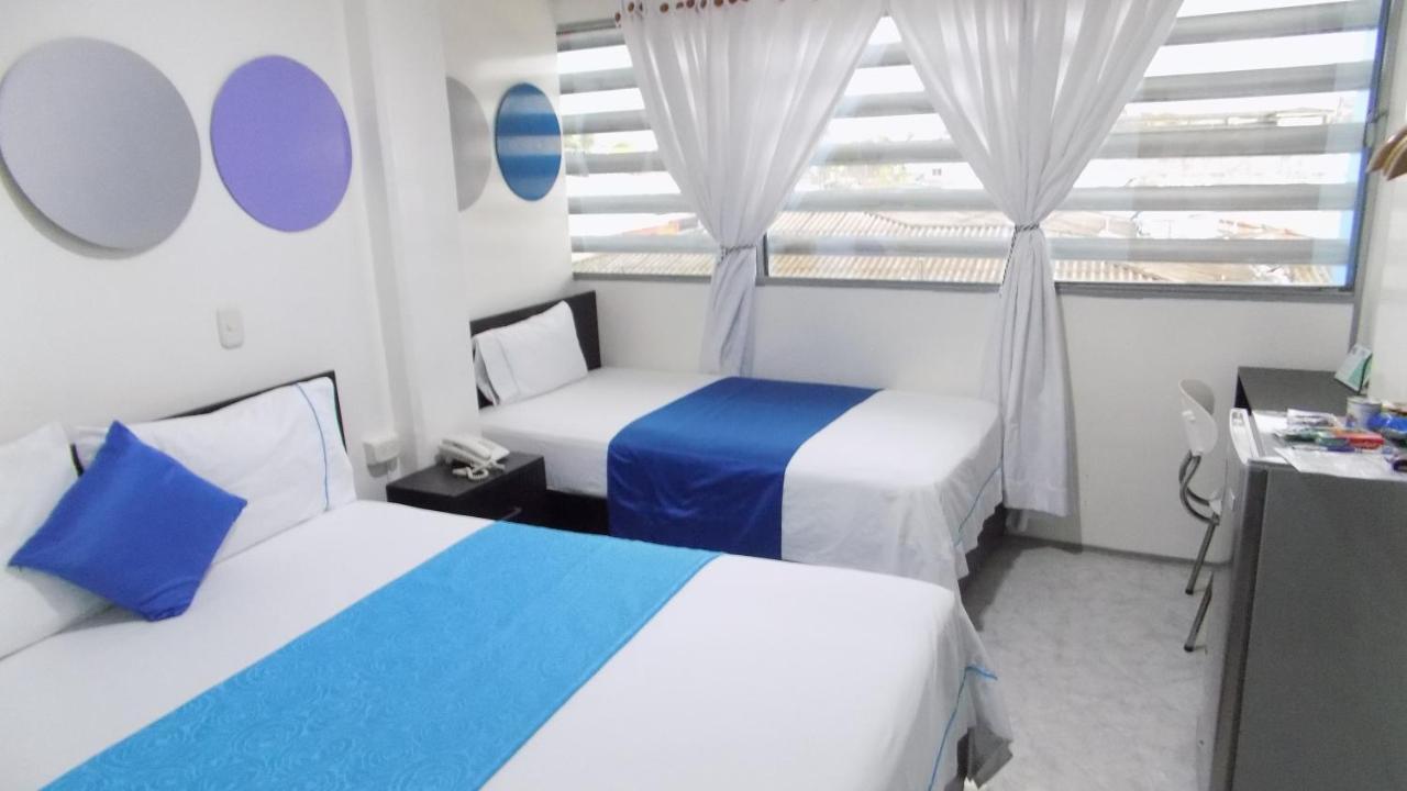 Hotel Luna Azul Флоренсия Экстерьер фото