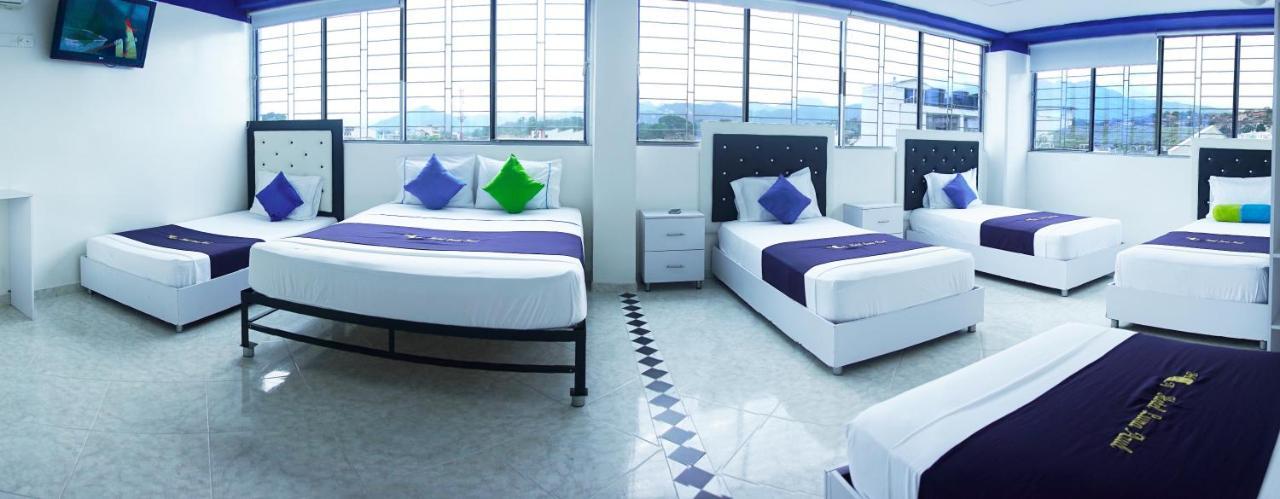 Hotel Luna Azul Флоренсия Экстерьер фото