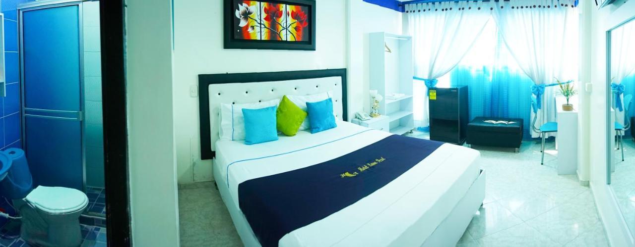 Hotel Luna Azul Флоренсия Экстерьер фото